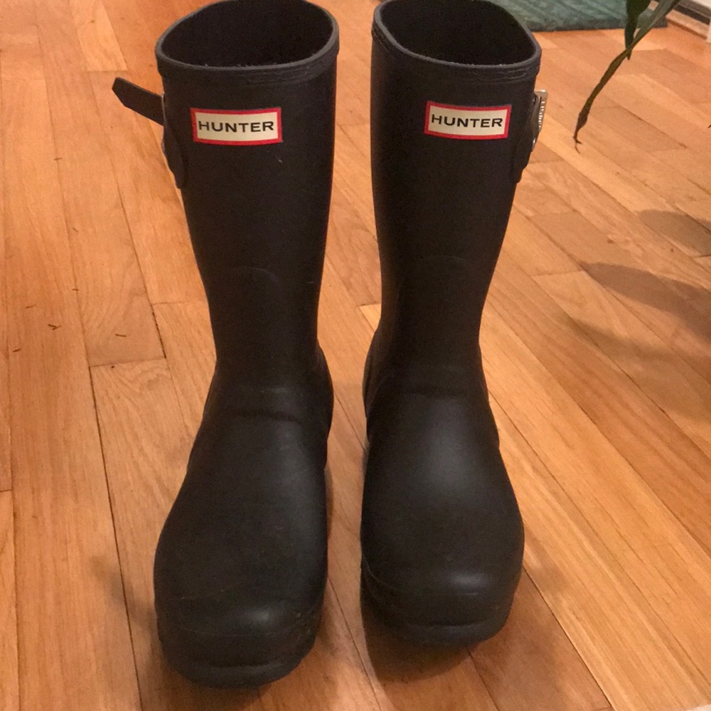 Navy blue Hunter boots size 8